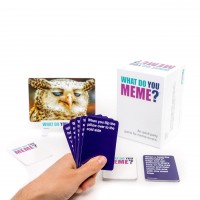 "What do you meme?" Party-Kartenspiel 18+ von HUCH! (englische Ausgabe)